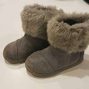 Toms boots toddler 6